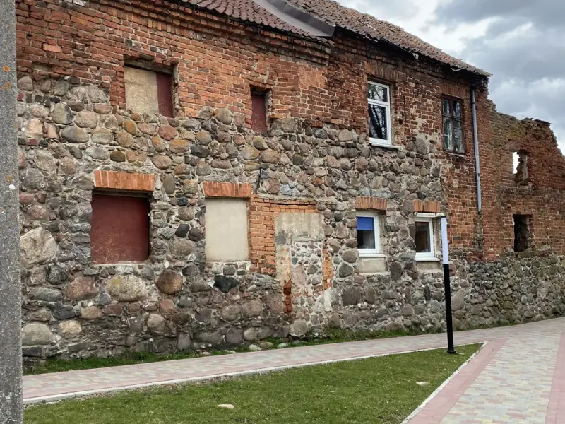 Из Калининграда на юг: кирхи, городки и заброшенная лечебница