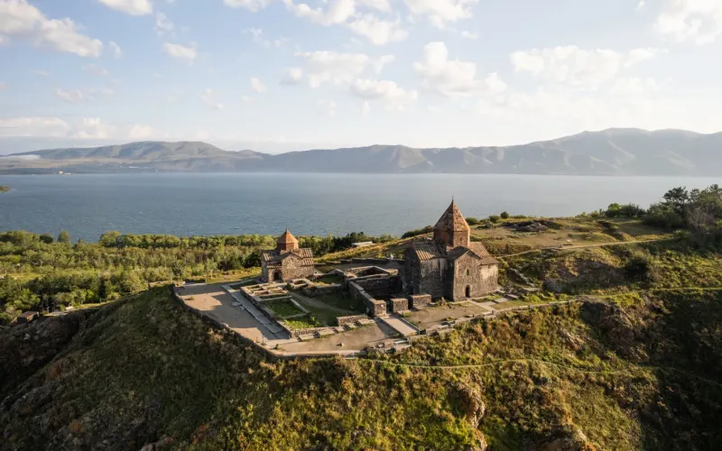 Из Еревана — в Дилижан