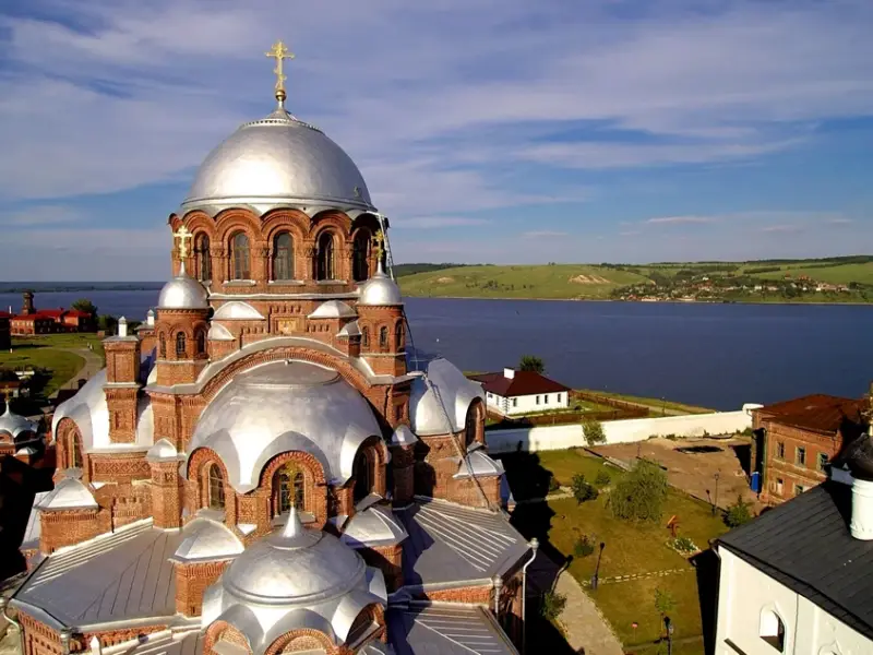 Остров-град Свияжск и Раифский Богородицкий монастырь