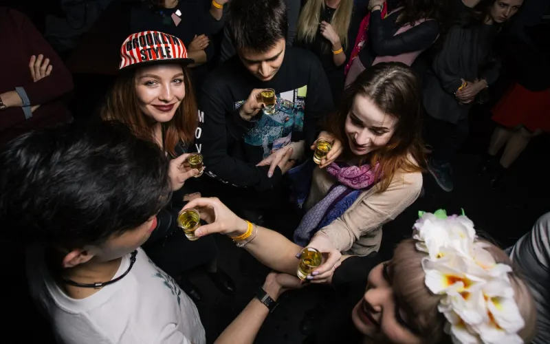 Антиэкскурсия по барам Казани