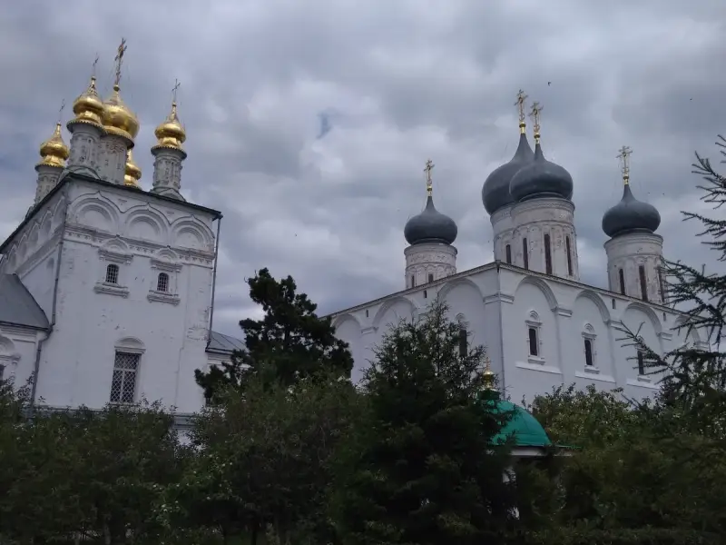 Из Нижнего Новгорода — в Макарьевский монастырь