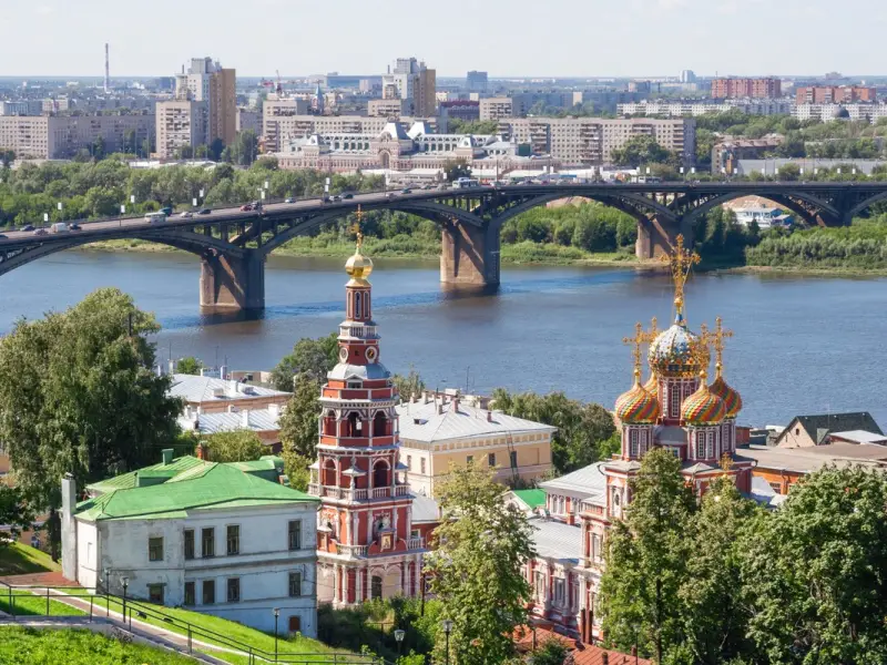 Знакомство с Нижним Новгородом и трапеза по-купечески