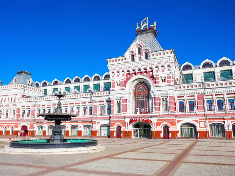 Знакомство с Нижним Новгородом и трапеза по-купечески