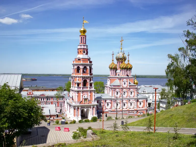 Экскурсия по Рождественской улице  — от бурлаков до миллионщиков
