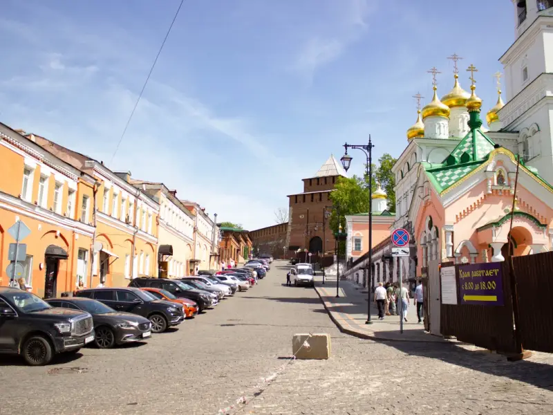 Экскурсия по Рождественской улице  — от бурлаков до миллионщиков