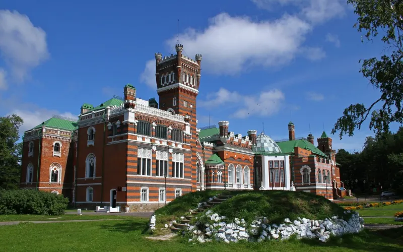 Семенов, Светлояр и Шереметевский замок