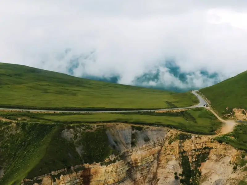 Плато Бермамыт, Эшкаконское водохранилище и Медовые водопады