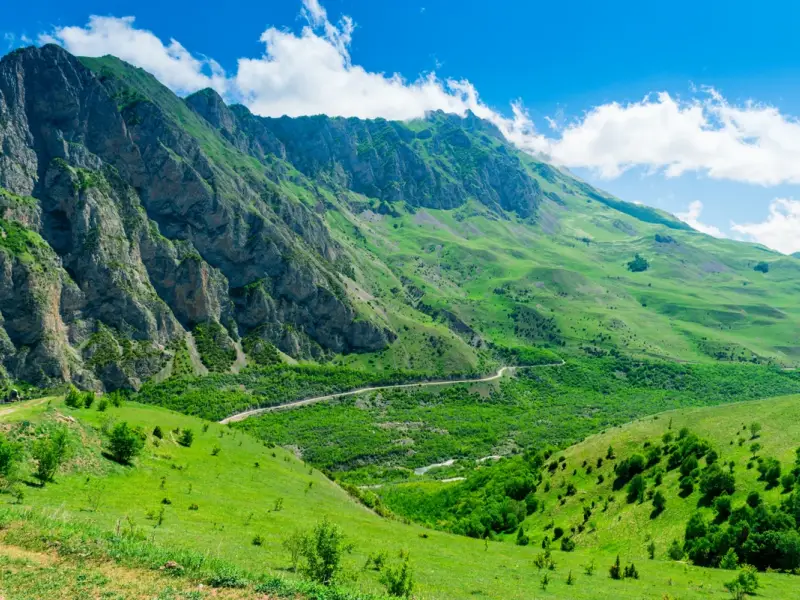 Поход на пик Бзерпи и закат в горах