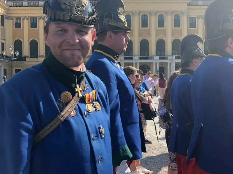 Дворец Шёнбрунн — австрийский Версаль на окраине Вены