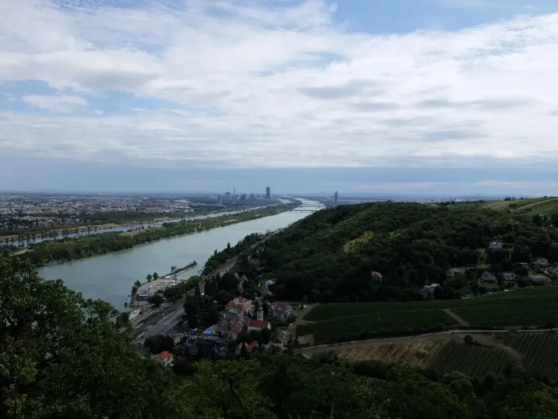 Велопрогулка вдоль Дуная к вершине Леопольдсберг