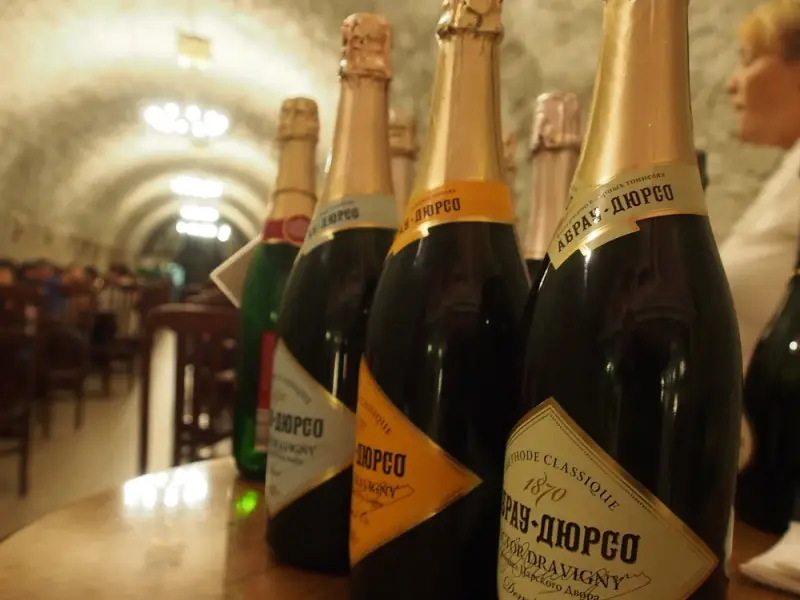Абрау-Дюрсо из Анапы — на родину Советского шампанского