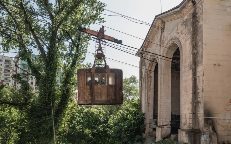 Ничто не вечно. Застывшие канатки Чиатуры