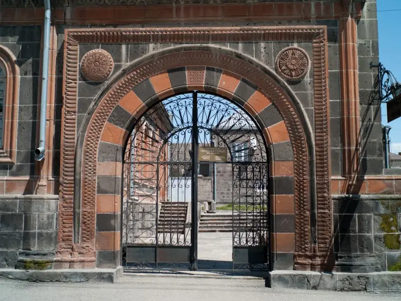 Гюмри: город искусств, ремёсел и юмора