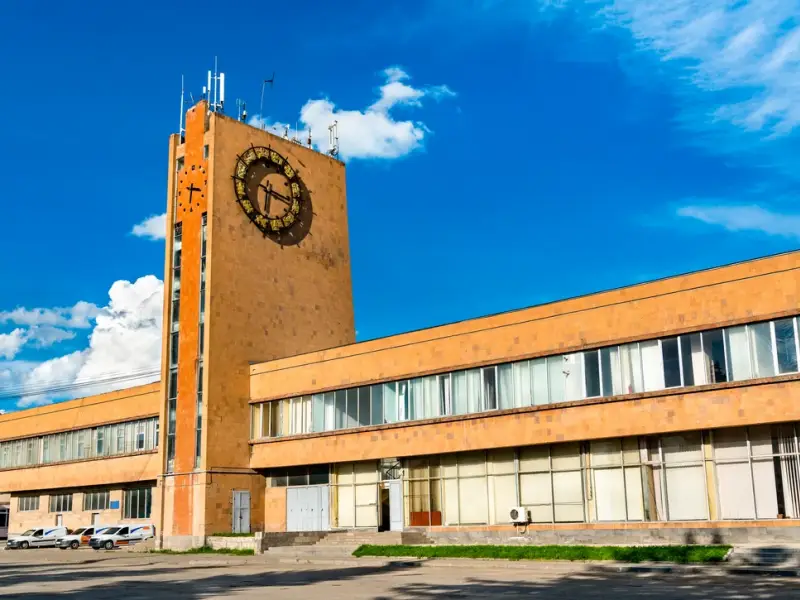 Гюмри вчера и сегодня