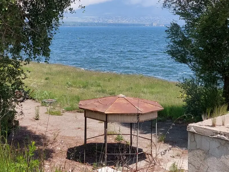 Город-курорт Дилижан и озеро Севан