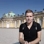 Максим