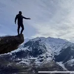 Артём